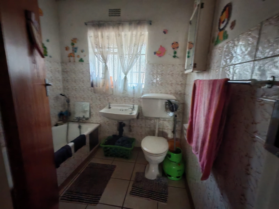 3 Bedroom Property for Sale in Vaalpark Free State